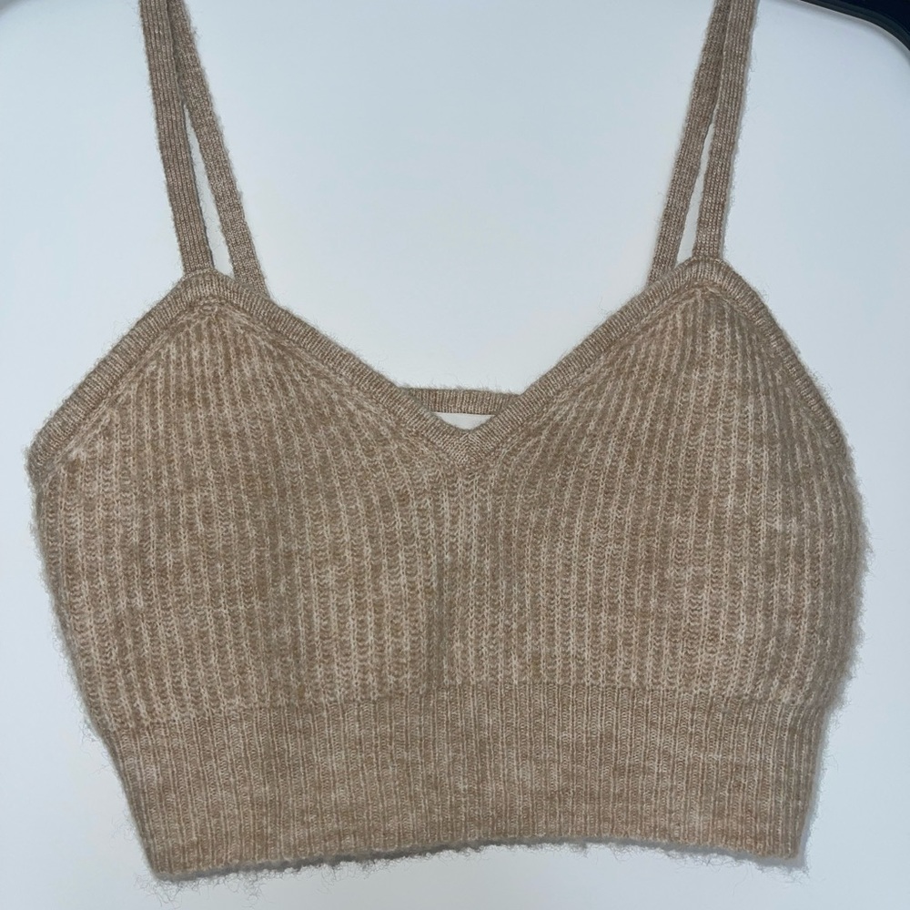H&M • cropped sweater tank